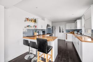 Photo 16- click for photo gallery